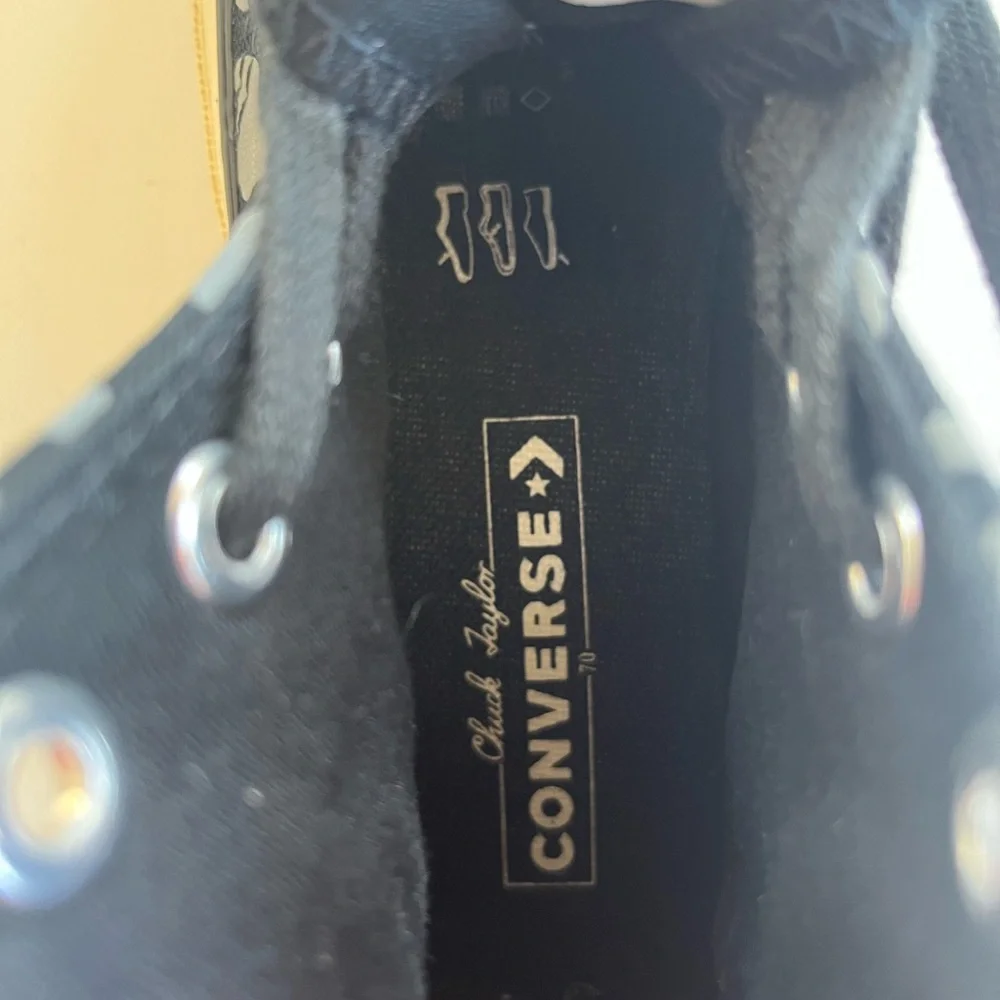 Converse Chuck Taylors 70 Hi 